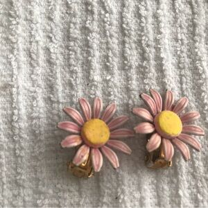 Vintage Pink and Yellow Daisy Earrings